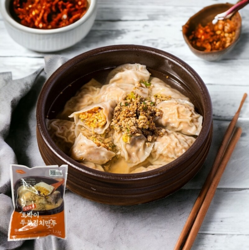 토박이마을 강원더몰,강원도식 두부김치만두1.2kg 1팩